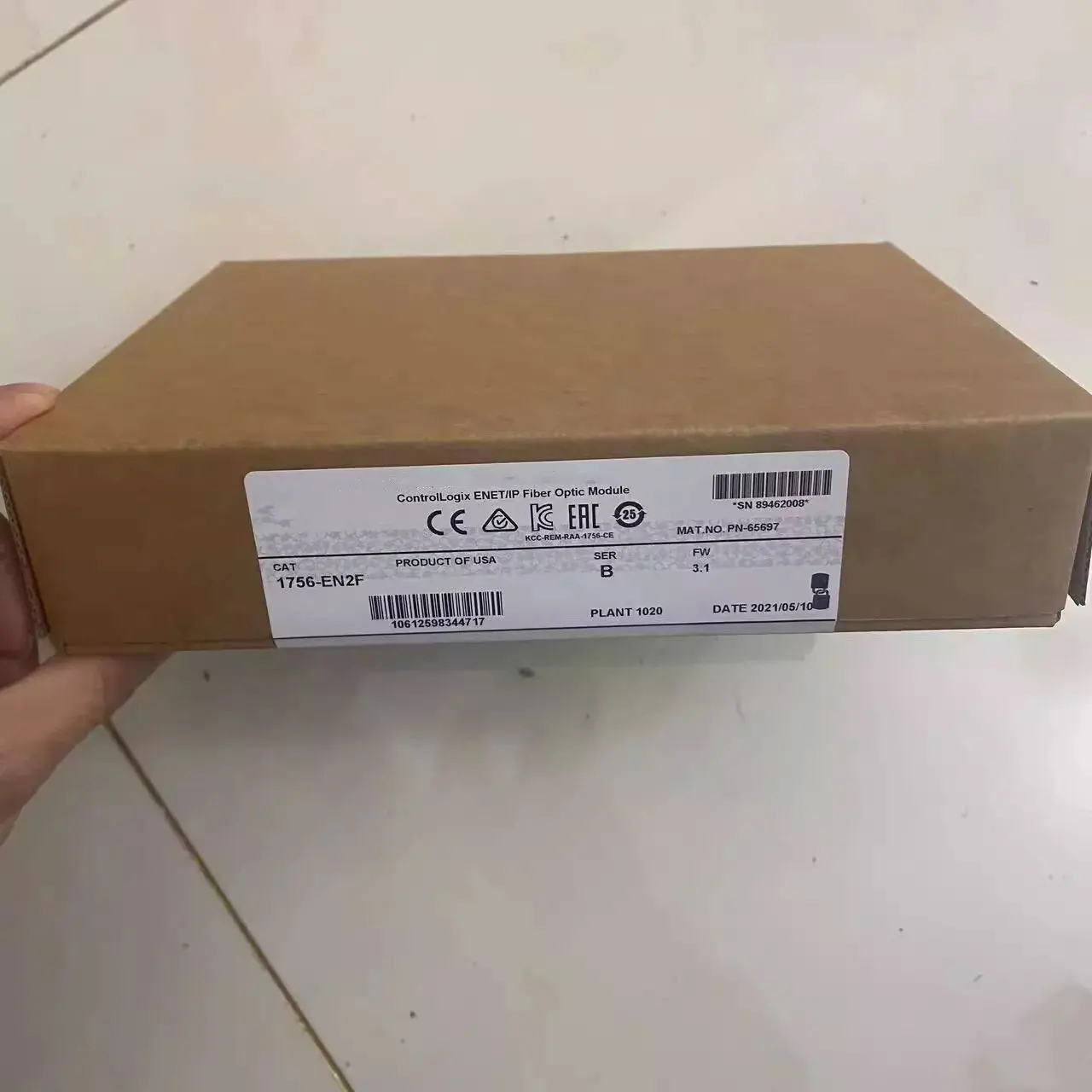 

100% новый подлинный 1756-EN2F 1756-EN2FK 1756-EN2TRK 1756-EN2TRXT 1756-EN2TXT 1756-EN2TR 1756-EN2TK Гарантия один год ​