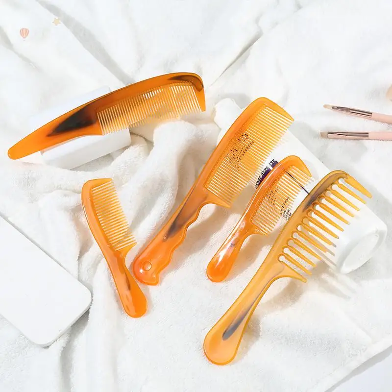 

Anti-Static Wide Tooth Plastic Comb Long Handle M Model Bull Tendon Comb Non-Drop Teeth Massage Comb for Men And Women