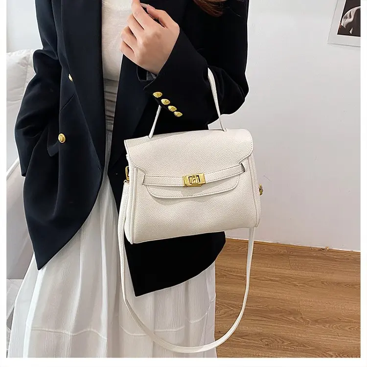 

Leather Women's Handbag Messenger Bag Trendy Design Diaper Bag Classic Designer Paris Popular Elegant Fashionable Bag