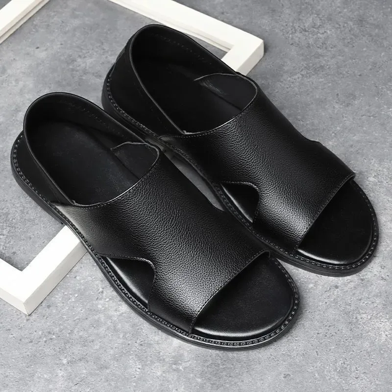 Brand New 2023 Summer Men Sandals Leisure Beach Shoes High Quality PU Leather Designer Sandals Fashion Black Comfortable Slip-On