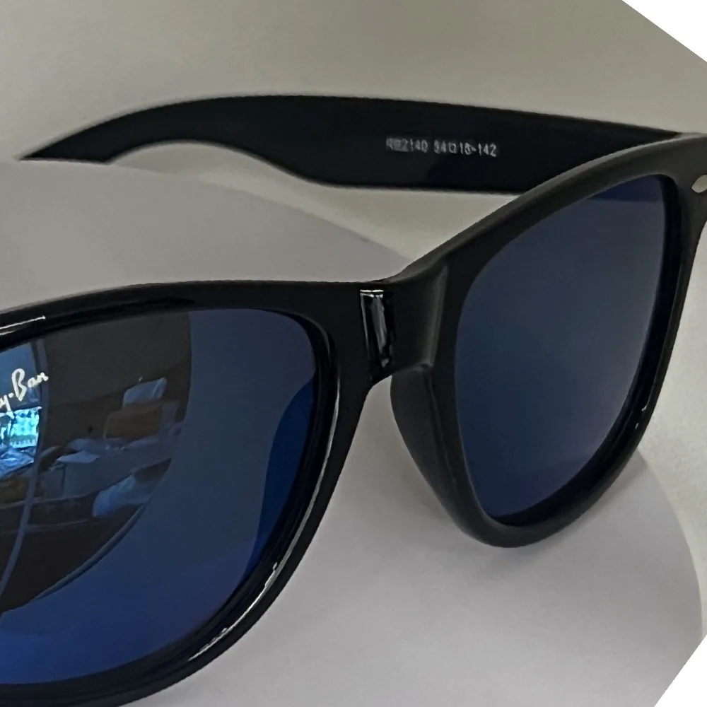 yZ[zYBe[Wt@bVKlA傫ȋȐt[ - p[eB[ɍœK