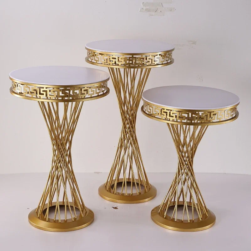 

New Arrival Dessert Table Wedding Decoration Golden Cake Table Hotel Props Banquet Hall Beautiful Decoration Removable