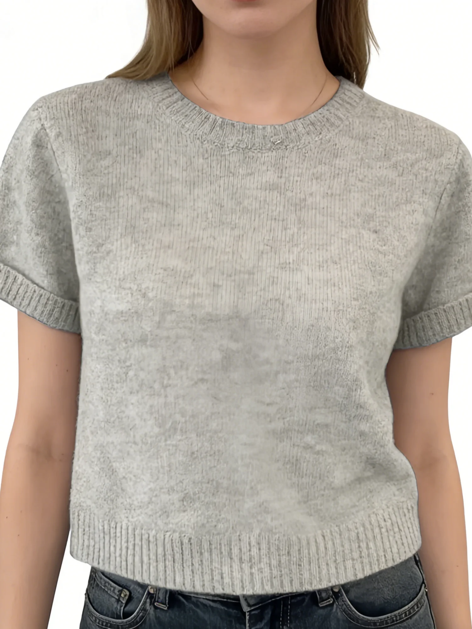 

Женский светло-серый трикотажный топ больших размеров на весну/лето, повседневный, простой, с круглым вырезом и короткими рукавами.