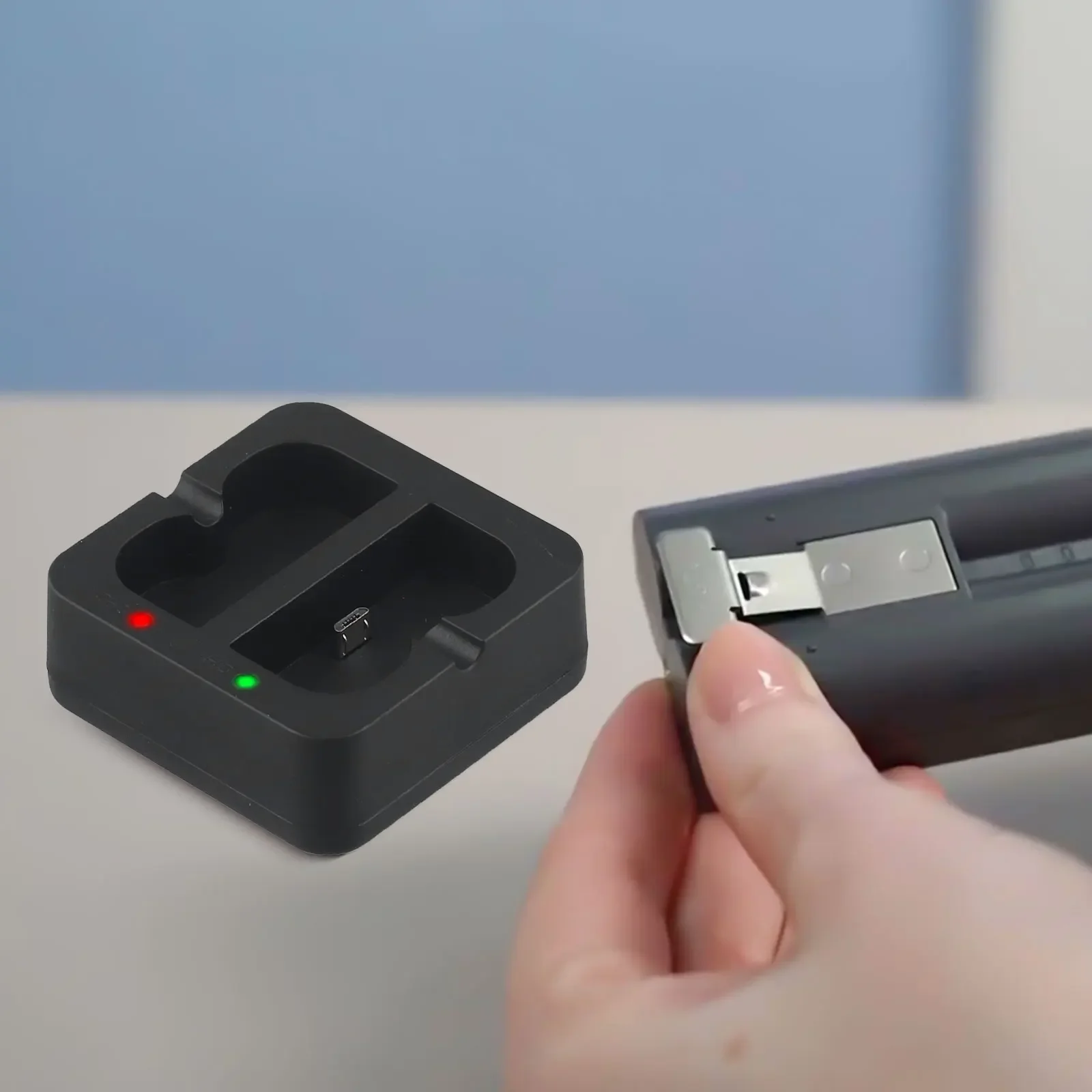 Ładowarka do akumulatorów Ładowarka Wyjście ładowarki Port ładowania Ciągły zasilacz Ładowarka o długiej żywotności baterii