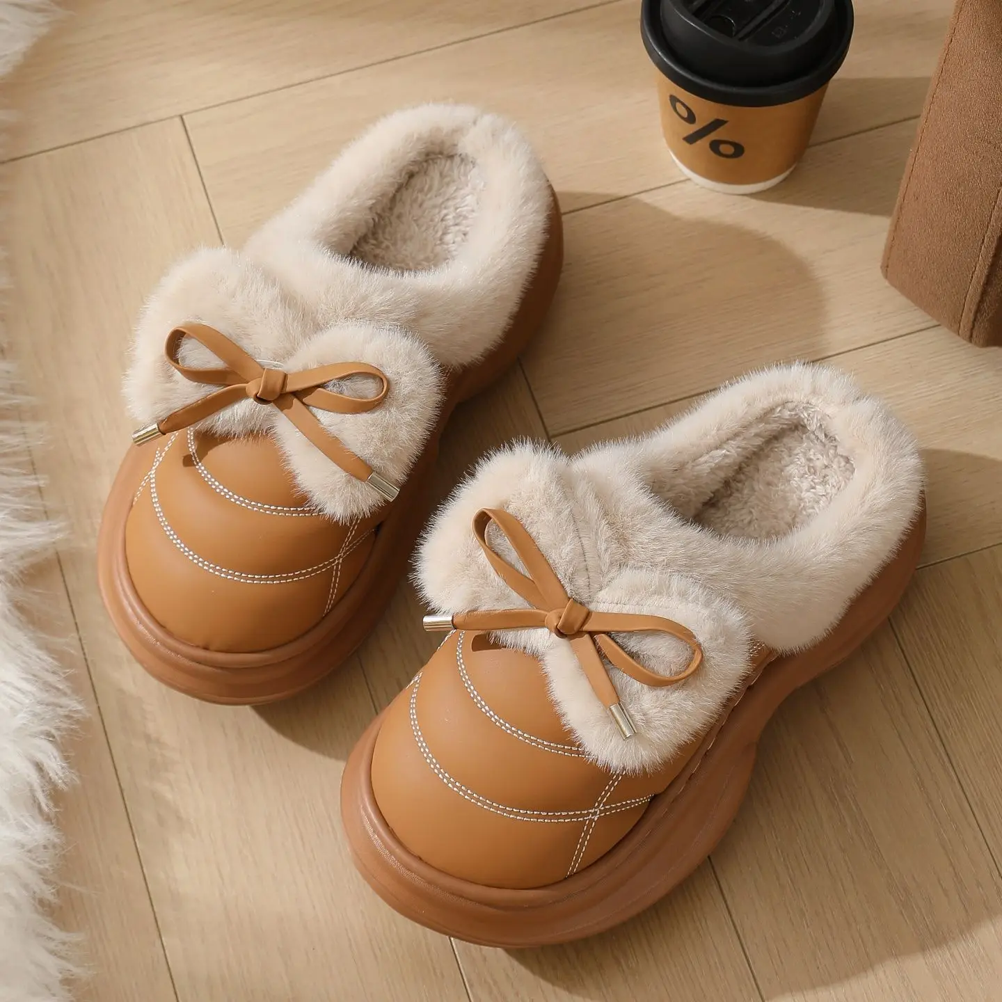 

Women's Leather Cotton Closed Toe Slippers Thick Bottom Winter Cold Protection Warm Home Wearable Outdoor Princess Style Shoes