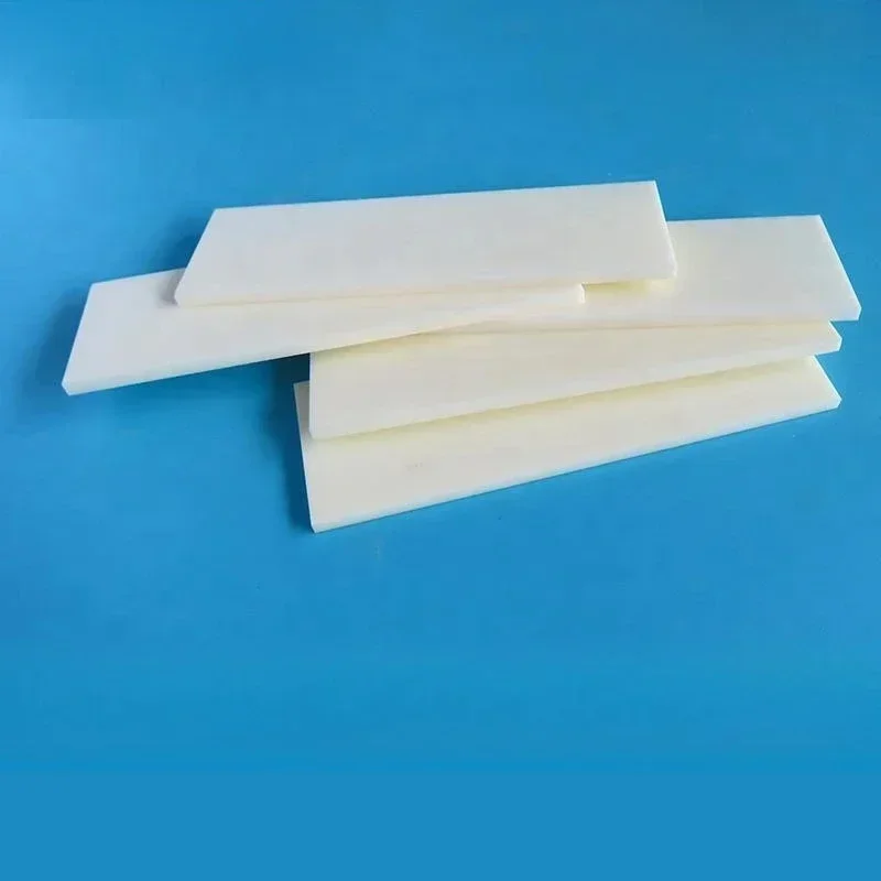 

Customized 99 alumina ceramic sheet 32 * 100 * 3mm insulated corundum board substrate with high temperature resistance