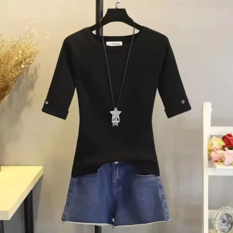 

Women's fashionable casual short-sleeved, thin and lightweight tops