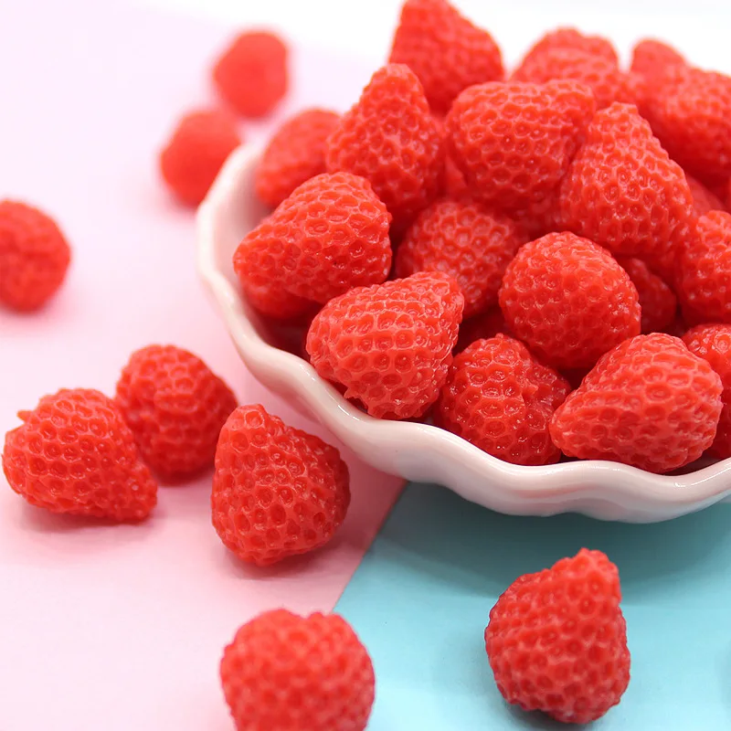 10pcs Resin Strawberry Decoration Accessories Scrapbooking Flatback Charms Cabochons Miniatures
