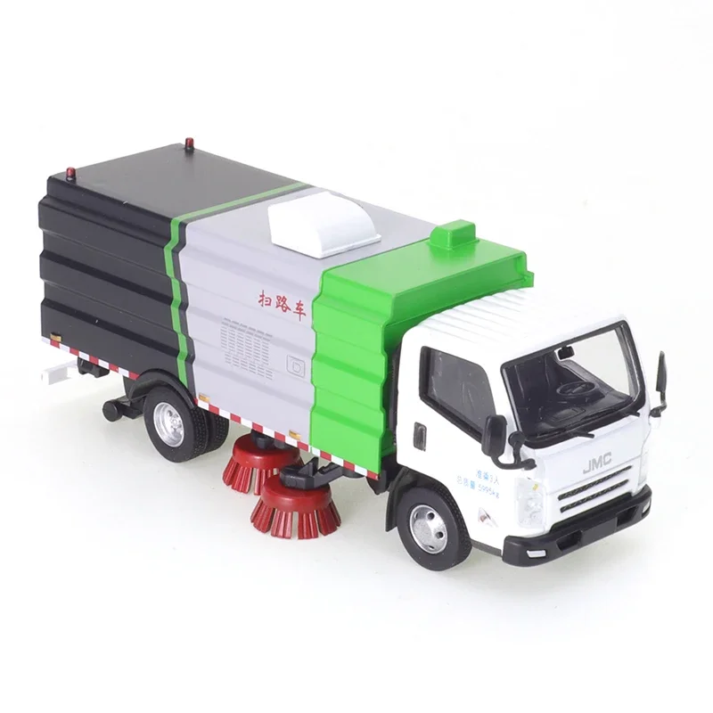 XCARTOYS 1/64 JMC Jiangling City Road Sweeper Green 221 Car Alloy Motor Vehicle Decast Metal Model Kids Xmas Gift Toys for Boys