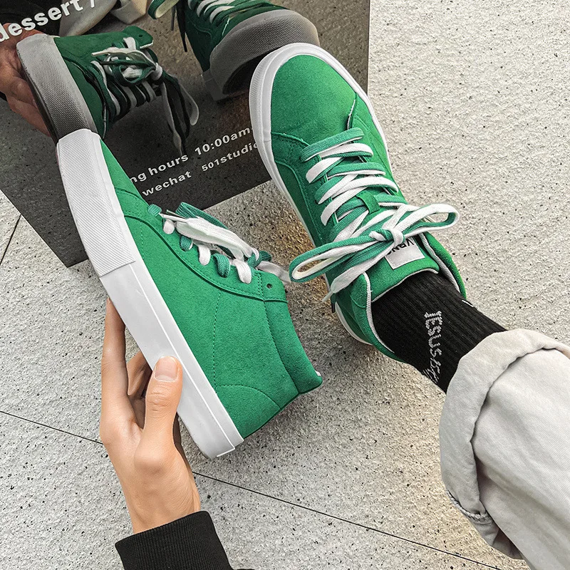 Classic Green Skateboard Shoes for Men Women Breathable Suede Leather High-top Sneakers Men Lace-up Casual Sports Sneakers Men
