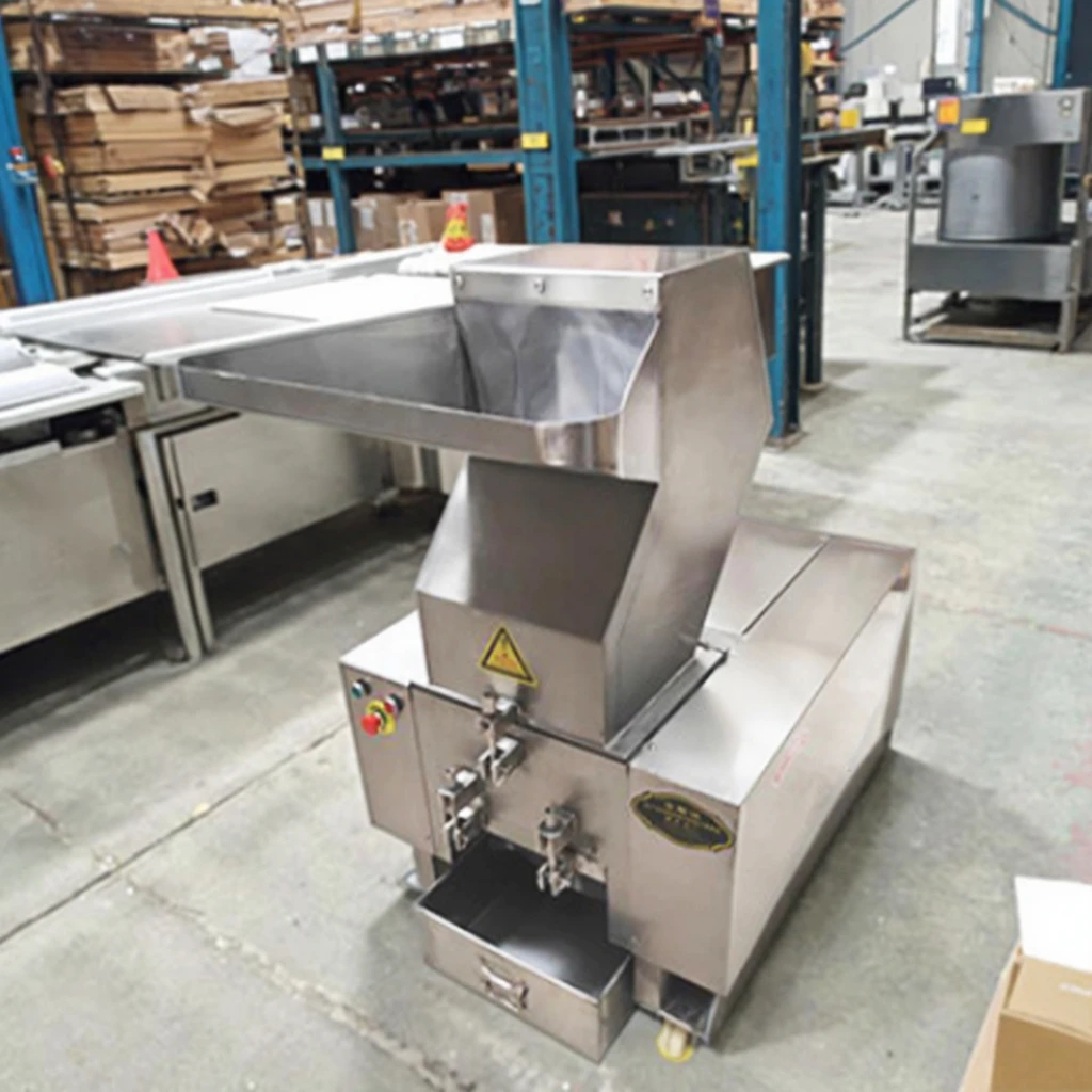 Large-Scale Continuous Operation Coconut Shell Grinder New Condition Home Use Plant Processing Crusher With Core Motor Component