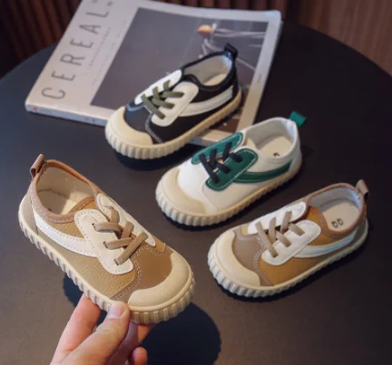 Kinder Segeltuch Schuhe einfache Freizeit schuhe Frühling und Herbst Kindergarten Innen schuhe Baby Einzels chuhe bequem rutsch fest