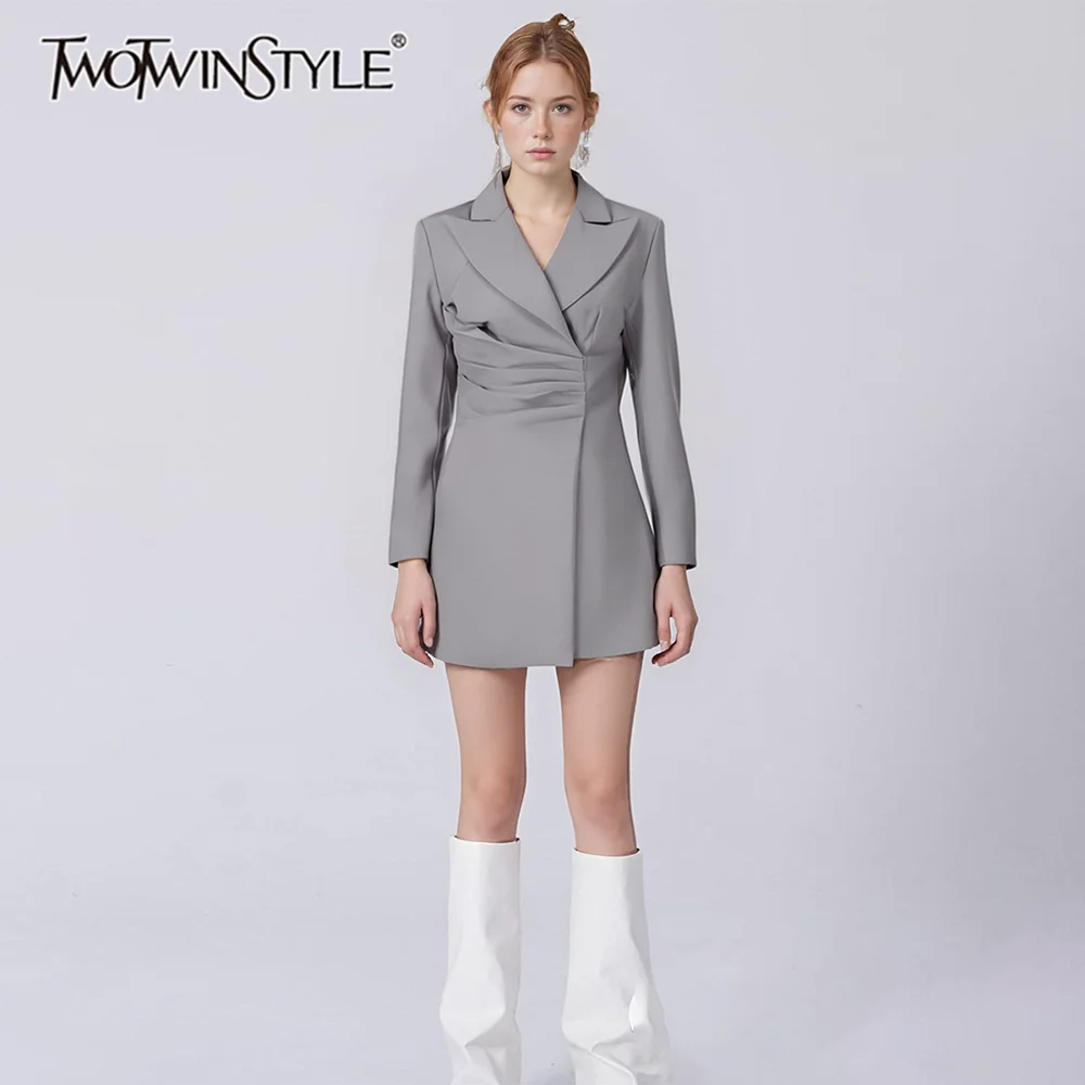 

TWOTWINSTYLE однотонные утягивающие элегантные блейзеры со складками для женщин, туника с длинными рукавами и лацканами, модный блейзер, женская одежда, новинка