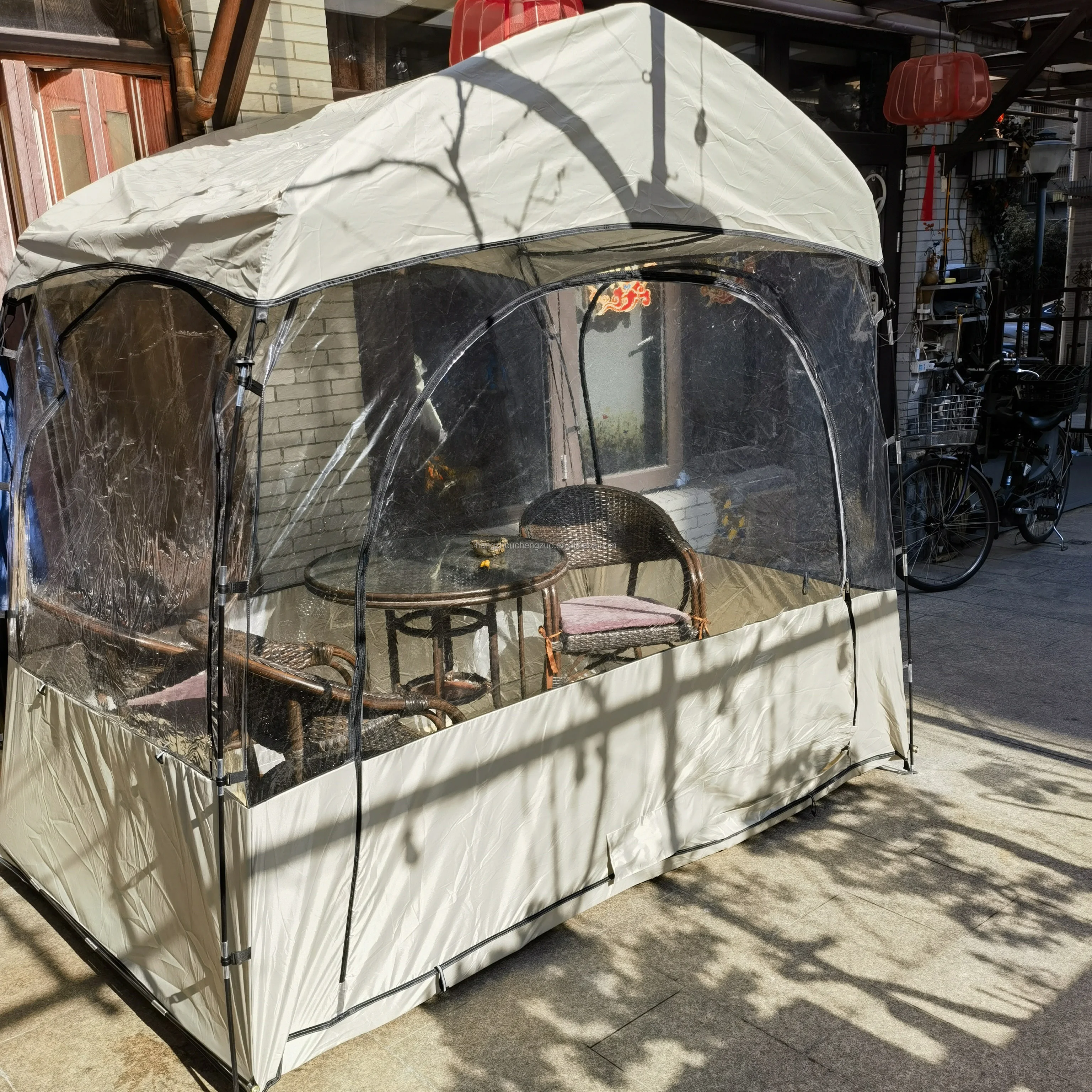 

PVC Sports Tent, Instant Weather Proof Pod, Scratch-Resistant PVC Tent, Bubble Tent, Sport Pod with Extra Top Cover