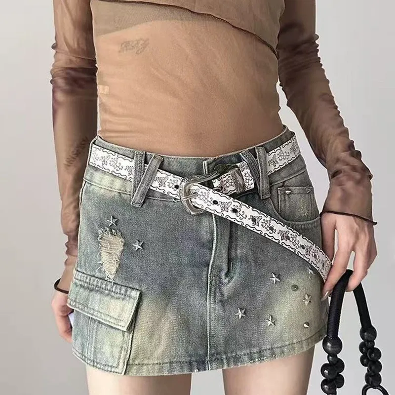 American Western retro embossed belt, niche personality, versatile belt, y2k spicy girl design sense, matched with skirt decorat