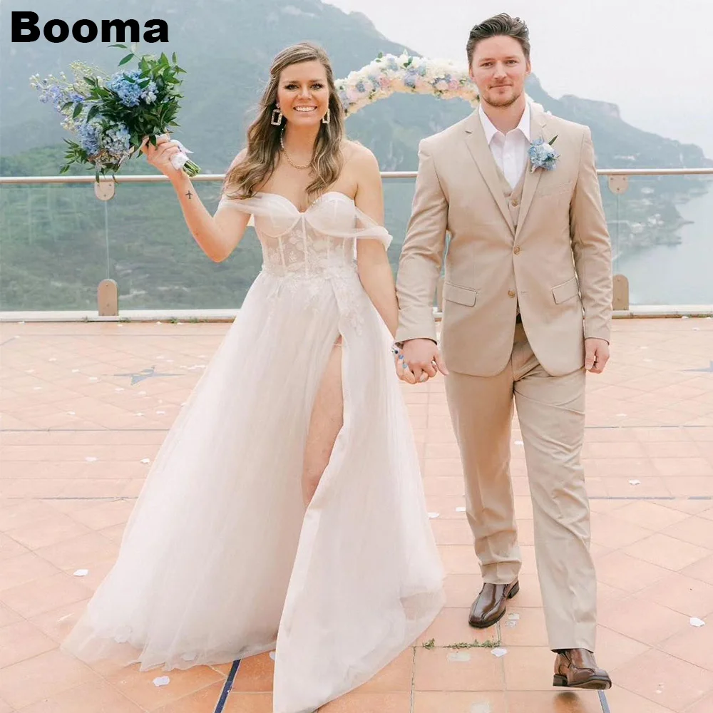 

Booma A-Line Boho Wedding Dresses Off the Shoulder Appliques Tulle Brides Party Dresses High Side Slit Bridals Gowns for Women