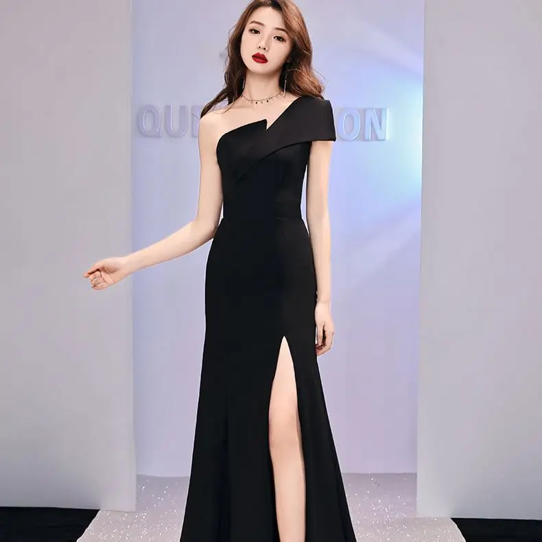 Women's Light Luxury One Shoulder Black Long Dress Fishtail Prom Dress Host Evening Gowns Dresses