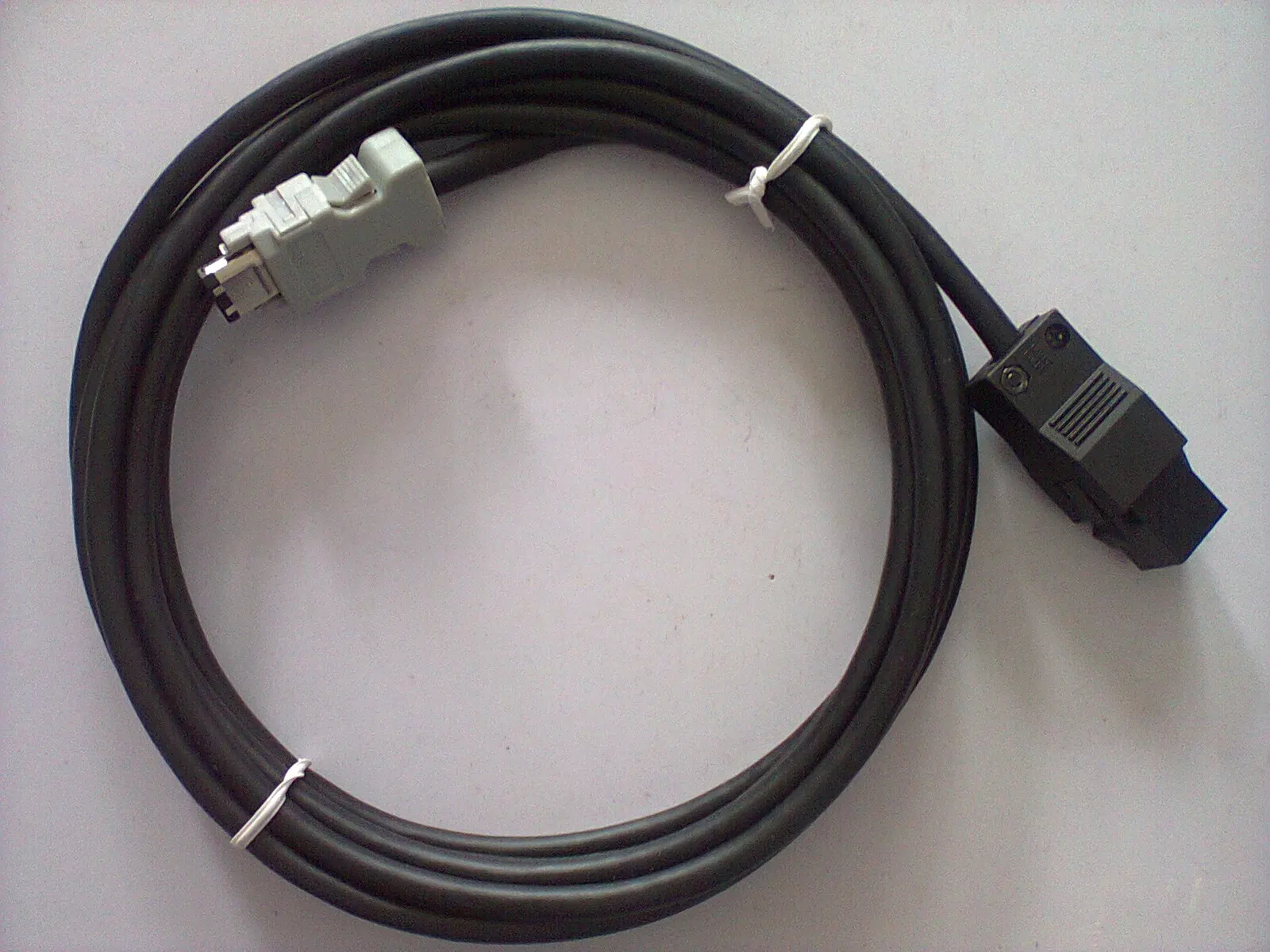 

Delta servo motor A3 serie encoder cable ACS3-CAEN10** ACS3-CAEN1010 Power cable ACS3-CAPW1110 ACS3-CAPW11**