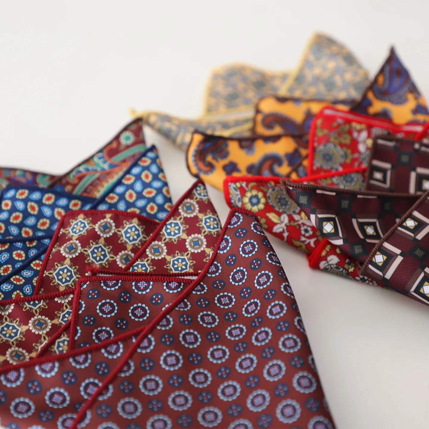 2026 New Vintage Mens Pocket Square Polyester Silky Paisley Handkerchief Soft Hanky Chest Towel Wedding Party Suit Accessories