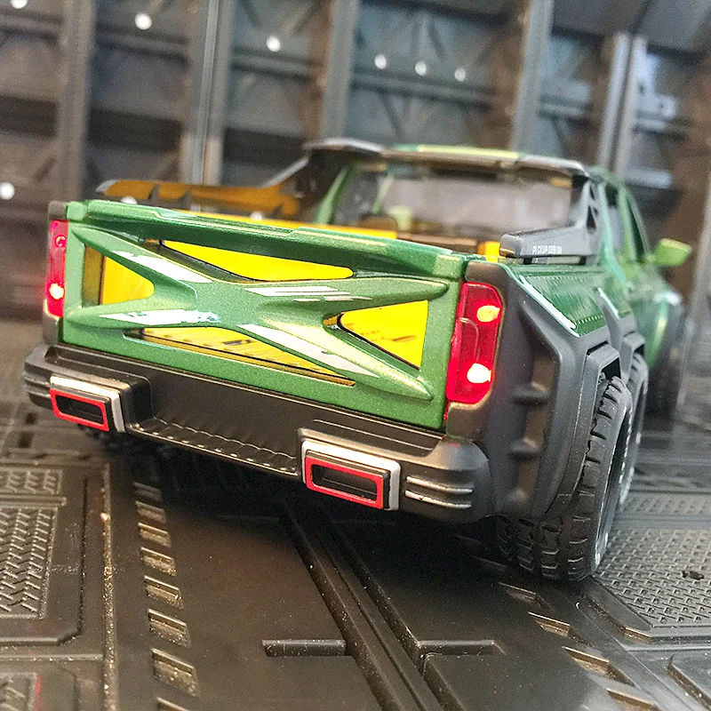 

1:28 шестиколесный пикап Mercedes, модель автомобиля из сплава, детская игрушечная дверь, можно открыть, как подарок друзьям