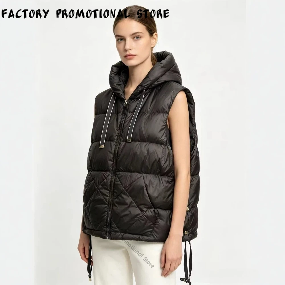 Women's Hooded Short Down Jacket Winter Loose Silhouette Duck Down Puffer Coat Windproof Side Pockets Cold Weather Outerwear