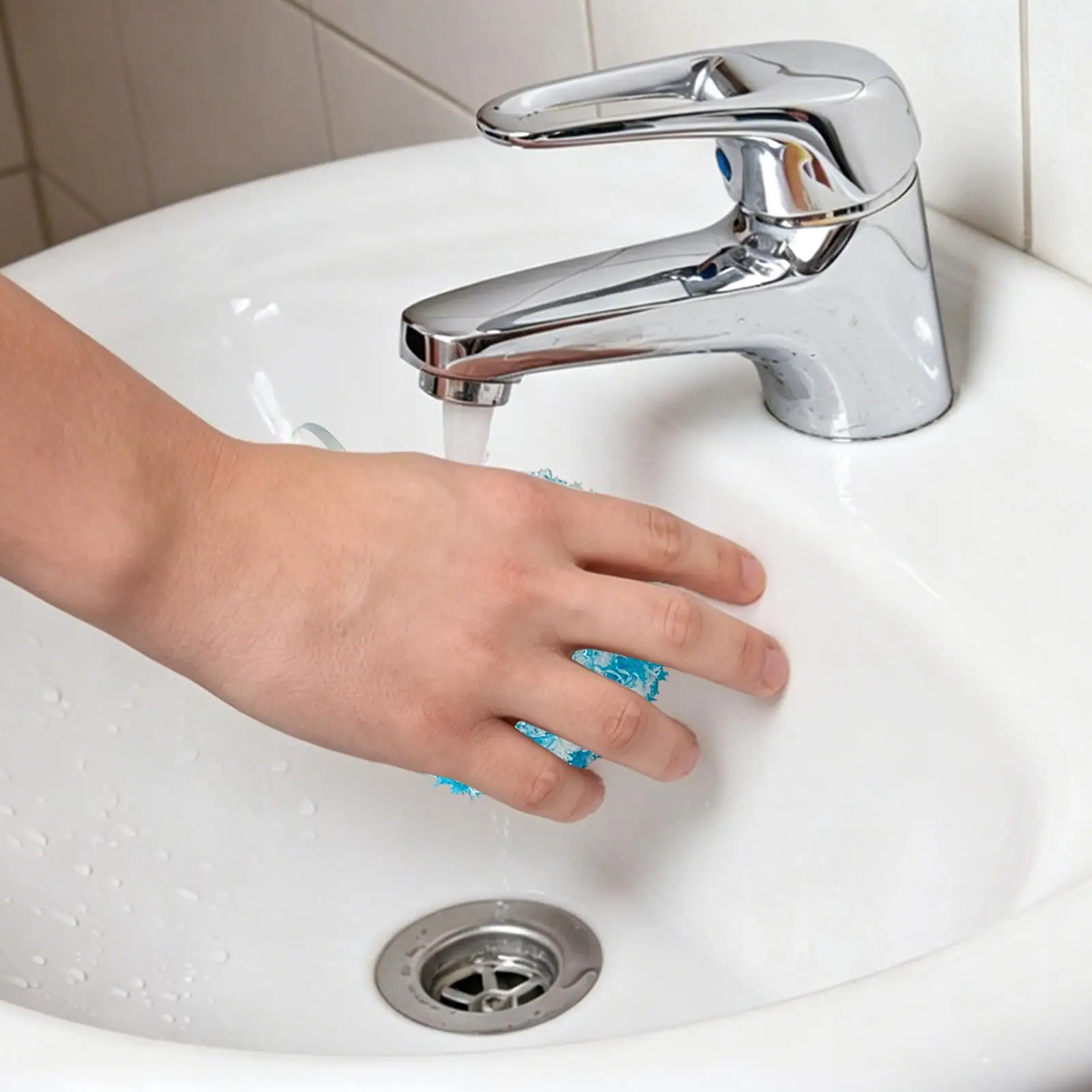 Bathtub Cleaning Ball Non-Abrasive Gentle Deep Cleaning Soft Ball Scrubber Sponge for Household Kitchen Sink Countertop Bathtub