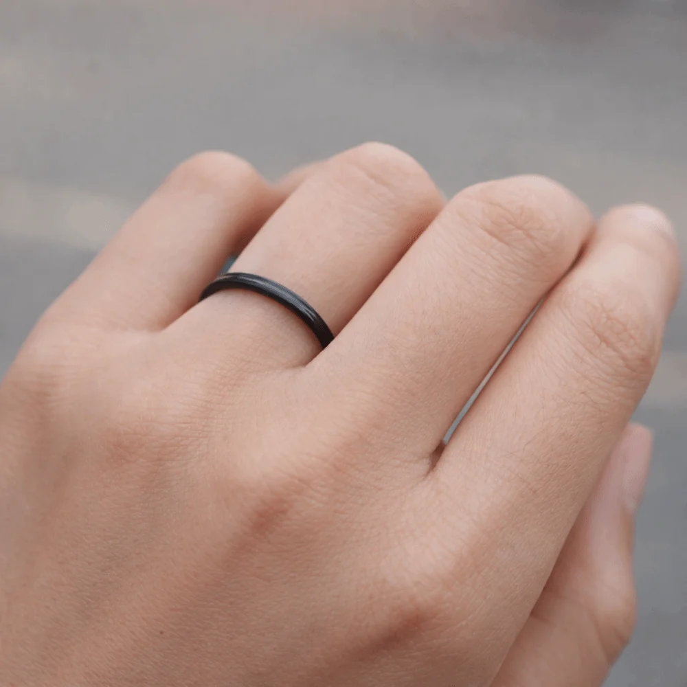 Durable Stackable Plain Band Rings 2MM Twist Design Thin Rings Minimalist Style Smooth Titanium Steel Rings Party Jewelry