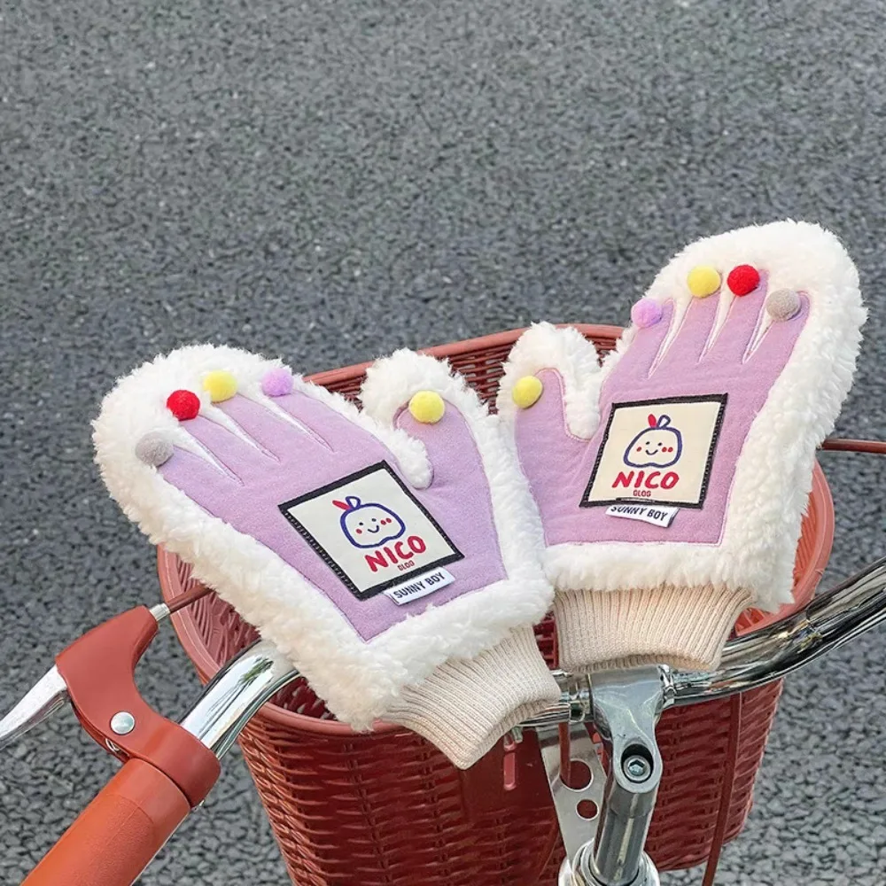 Guantes cómodos y bonitos con pompones coloridos, manoplas de felpa suaves y gruesas, guantes de lana a prueba de viento con dopamina para niñas