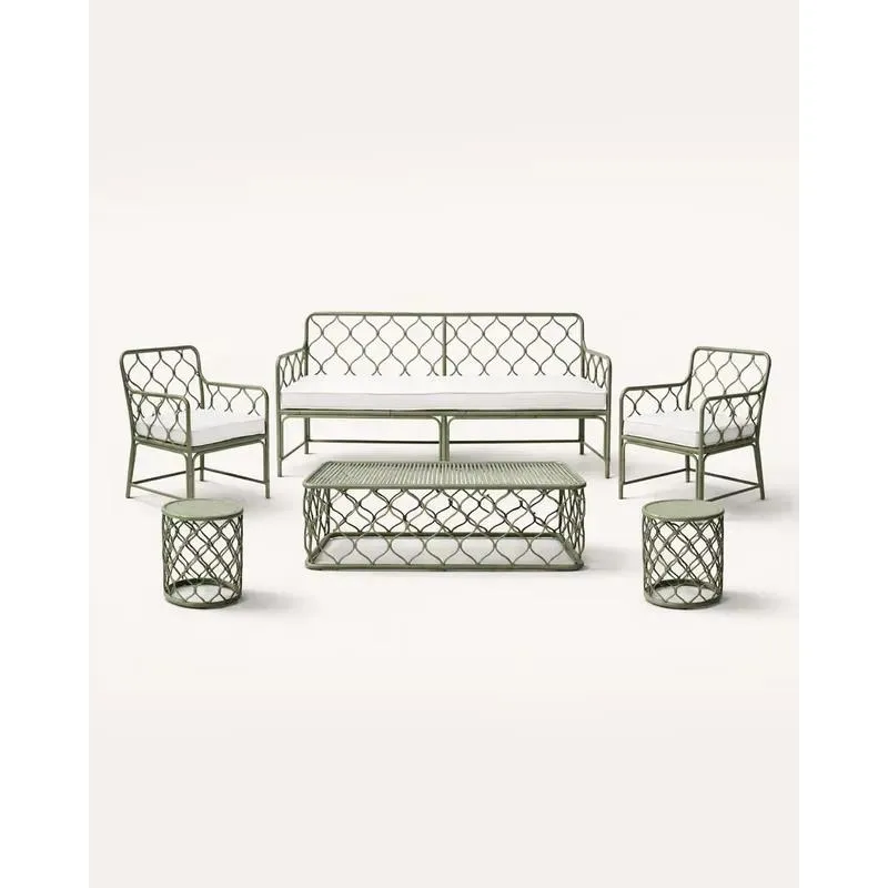 Retro Wrought Iron Outdoor Table and Chair Set Garden Courtyard Furniture Bench for Terrace Balcony Patio Lawn Decor