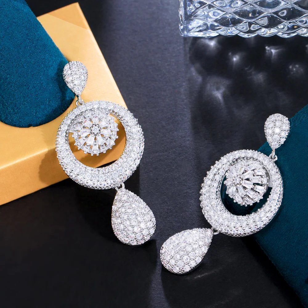 CWWZircons 2023 Neue Luxus Baumeln Wasser Tröpfchen Cubic Zirkon Große Lange Hochzeit Ohrringe für Bräute Afrikanische CZ Schmuck CZ530 – Detail 5