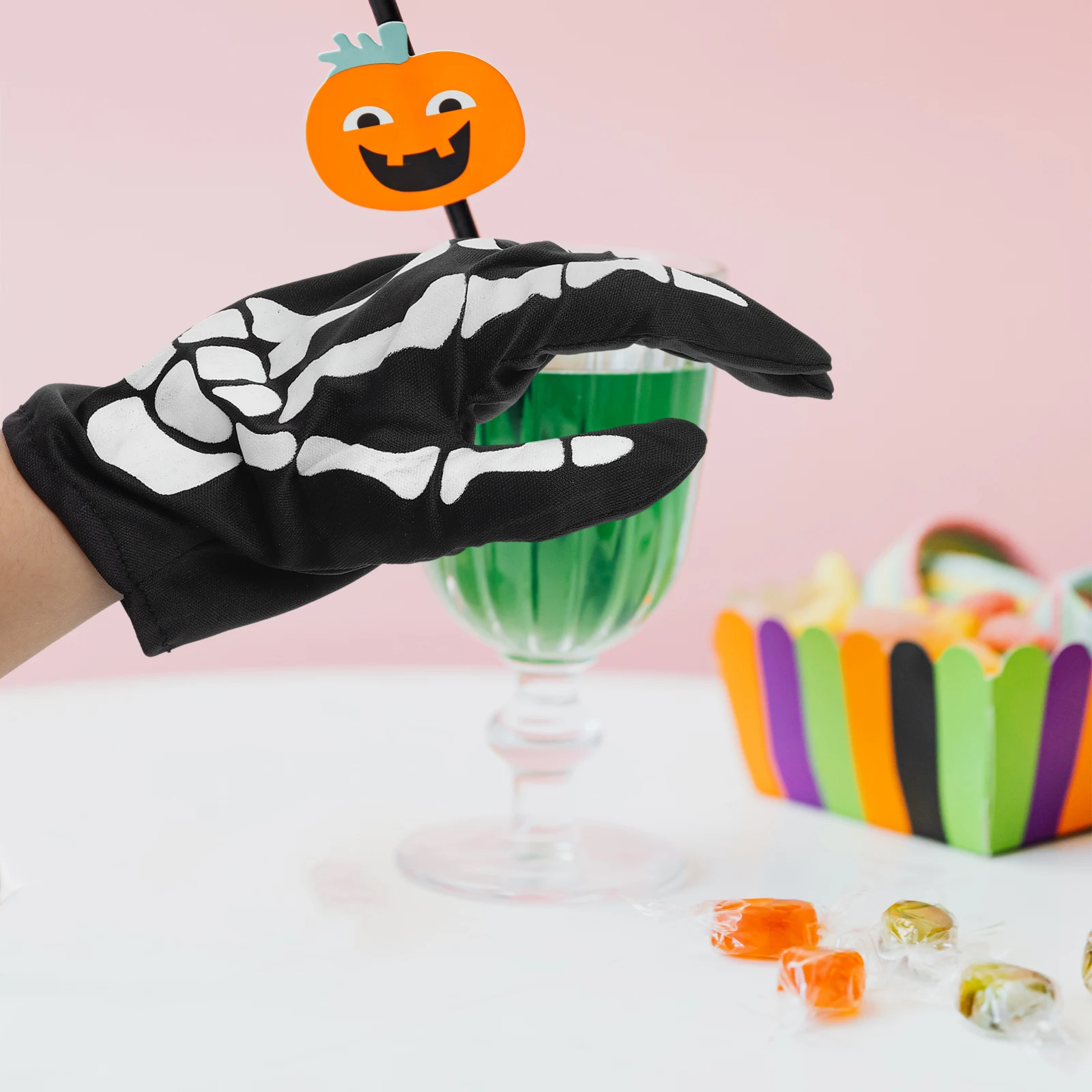 

Flexible Skull Gloves For Halloween Costumes Breathable Bone Print Warm Lined Gloves For Outdoor Riding Adults