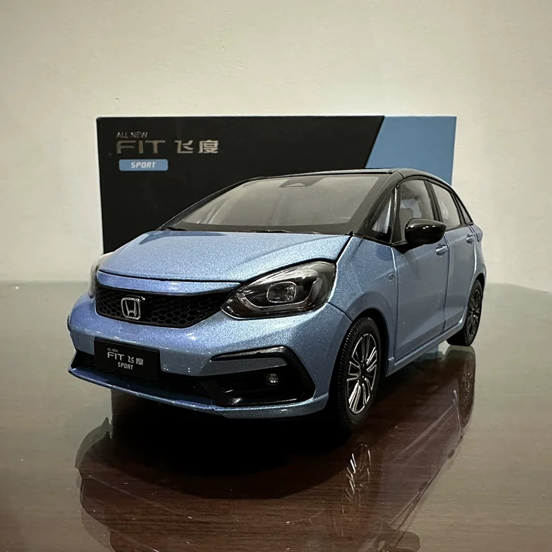 1:18 Scale  FIT Fourth Generation 2020 Alloy Car Model