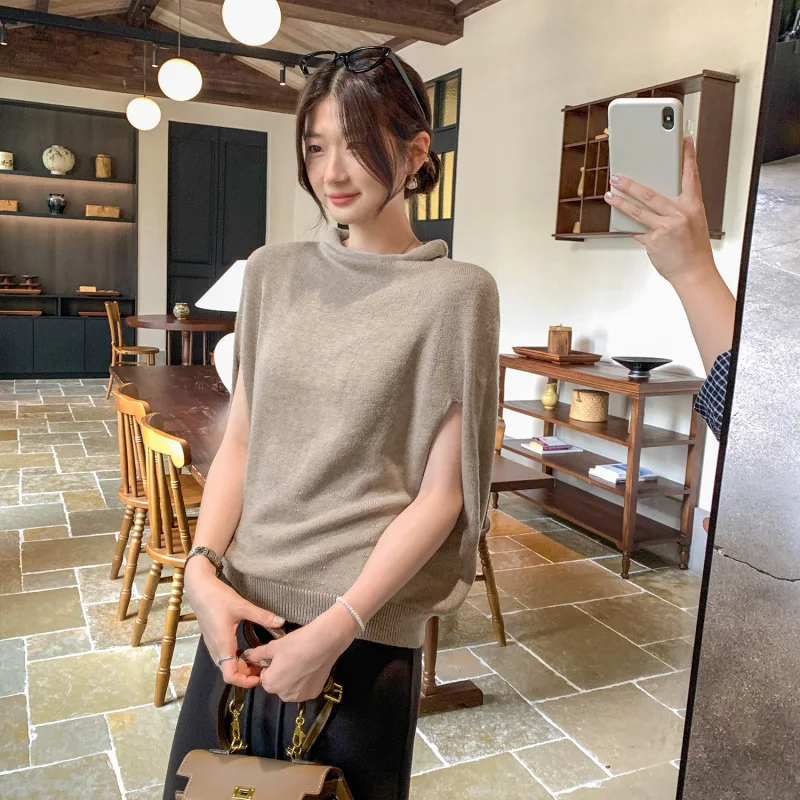

2026 New Batwing Sleeve Cape Knit Sweater Women Loose Lazy Style Wool Blend Cloak Elegant Autumn Casual Shawl Tops