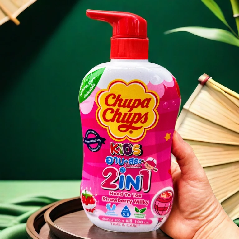 ChupaChups 2 en 1, Champú y Gel de Ducha de 600 ml, Aroma a Cereza, Cola, Fresa y Leche, Limpieza Refrescante, Tailandia