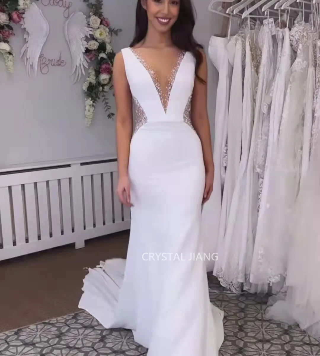 White V Neck Satin Wedding Dresses Sleeveless Backless Vestido De Novia A Line Sweep Train Bridal Gowns