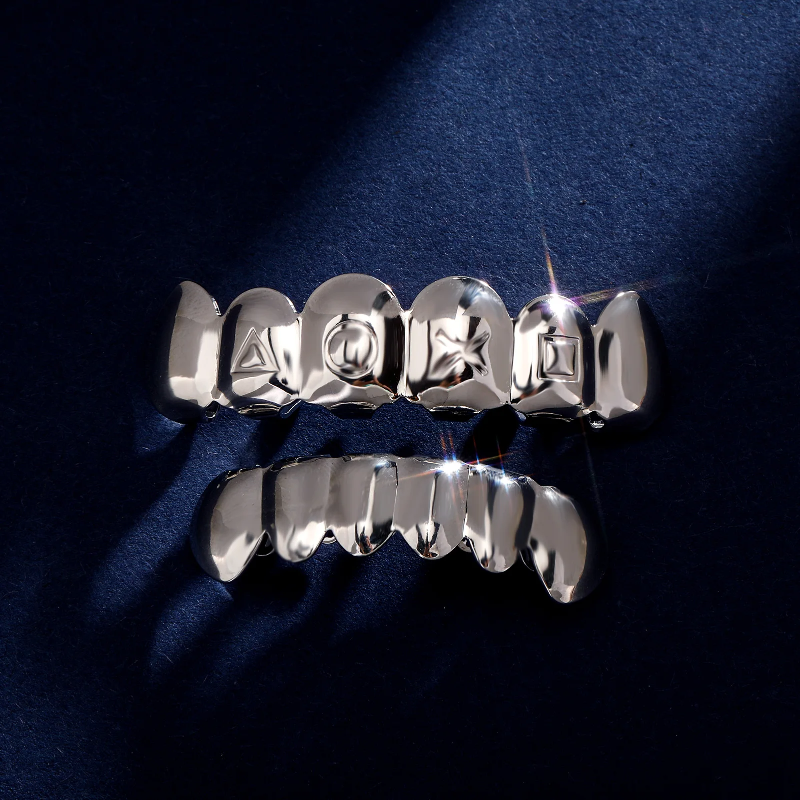 TOPGRILLZ Classic Fashion 6/6 Top & Bottom Teeth Grillz Symbol Design Tooth Caps Decor Braces Dental Grills For Halloween Party