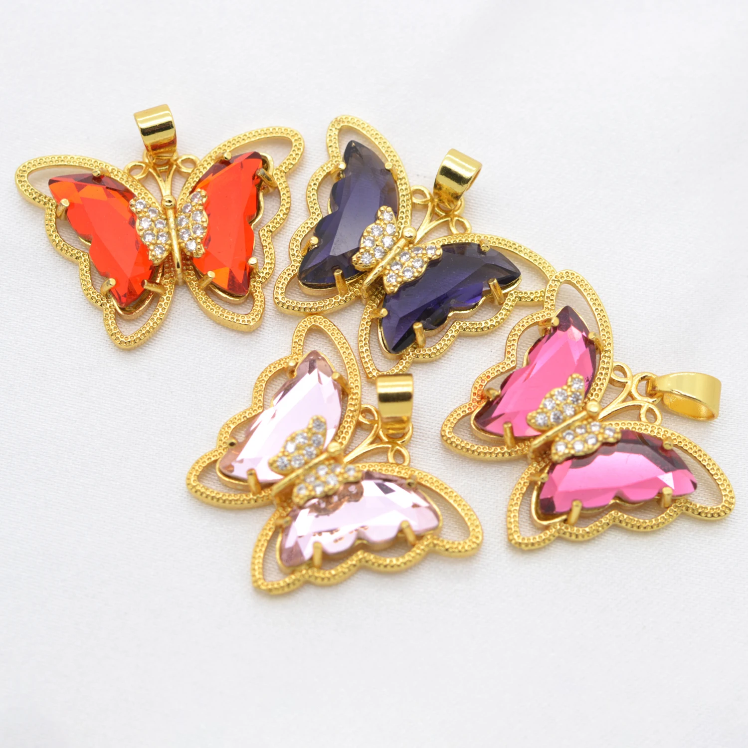 Fashion Crystal Butterfly Charms DIY Necklaces Pendants Designer Brass Zircon Gold Color Charm for Jewelry Making Supplies 1 Pc