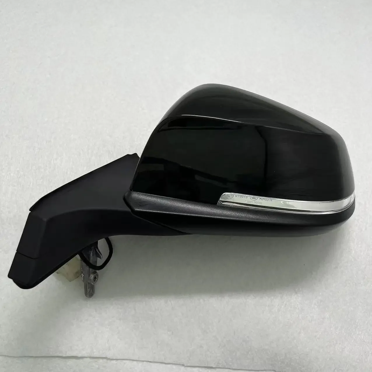 Universal Motors Automotive Parts Retractable Rearview Mirror Folding Side View Mirrors for BMW I3