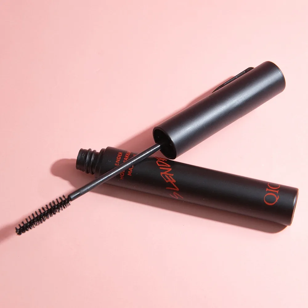 Mascara impermeabile a lunga durata Mascara allungante impermeabile con inchiostro nero Mascara antideflagrante dall'aspetto naturale senza impacchi