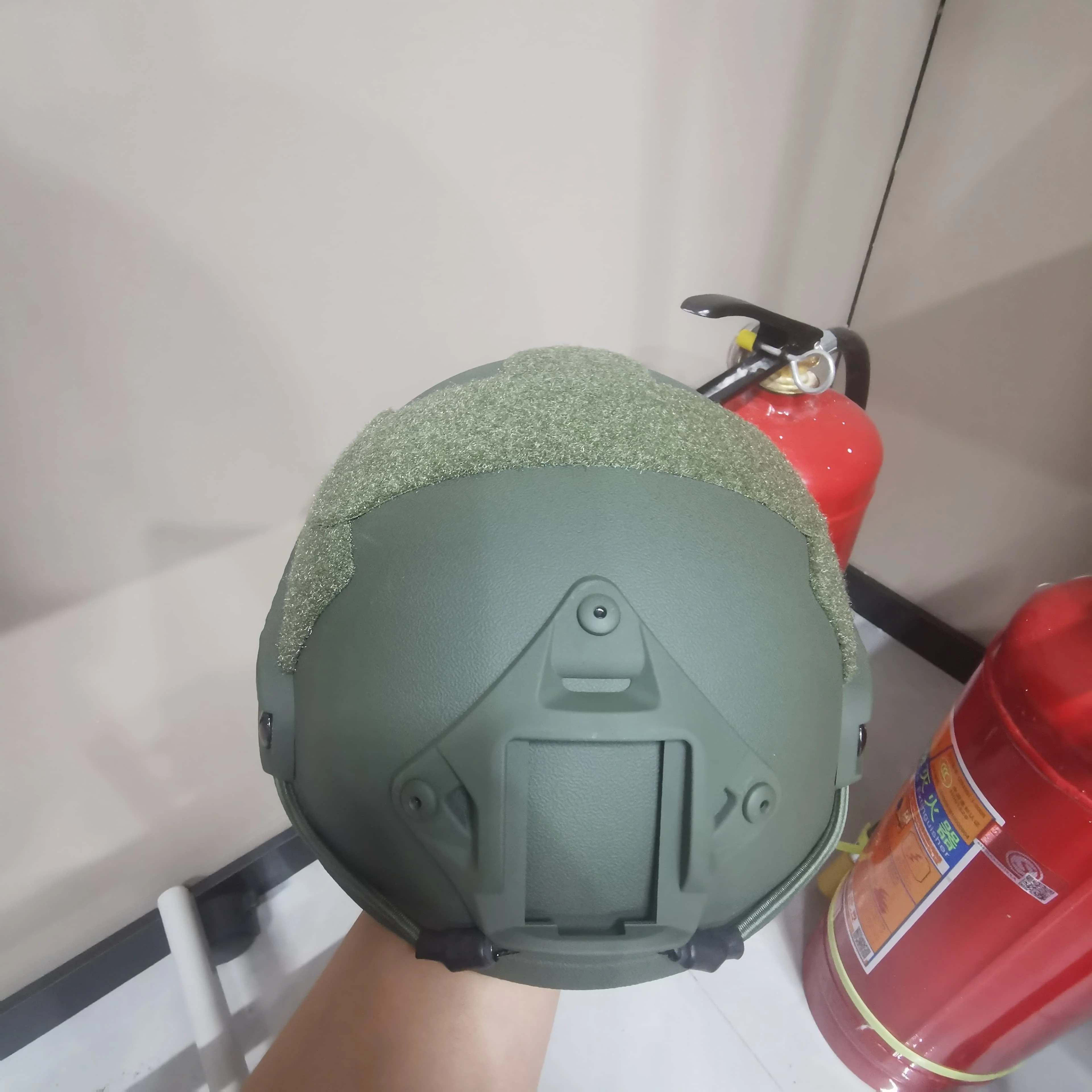 ABS FAST Taktischer Helm 57-62cm Verstellbare Drehkappen-Aufhängung Seitenschienen Frontmontage für Airsoft Outdoor-Training – Detail 10