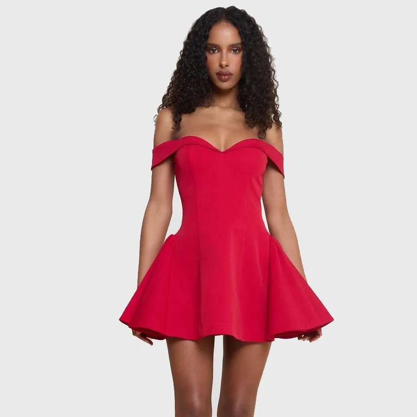 Elegancka sukienka mini corset na przyjęcie - usage example