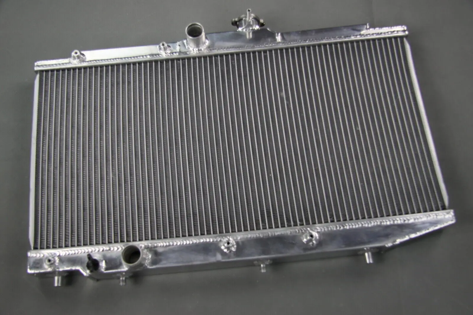 Aluminum Radiator for Toyota Corolla AE90 AE92 AE94 1989-1994 1990 1991 1992 1993