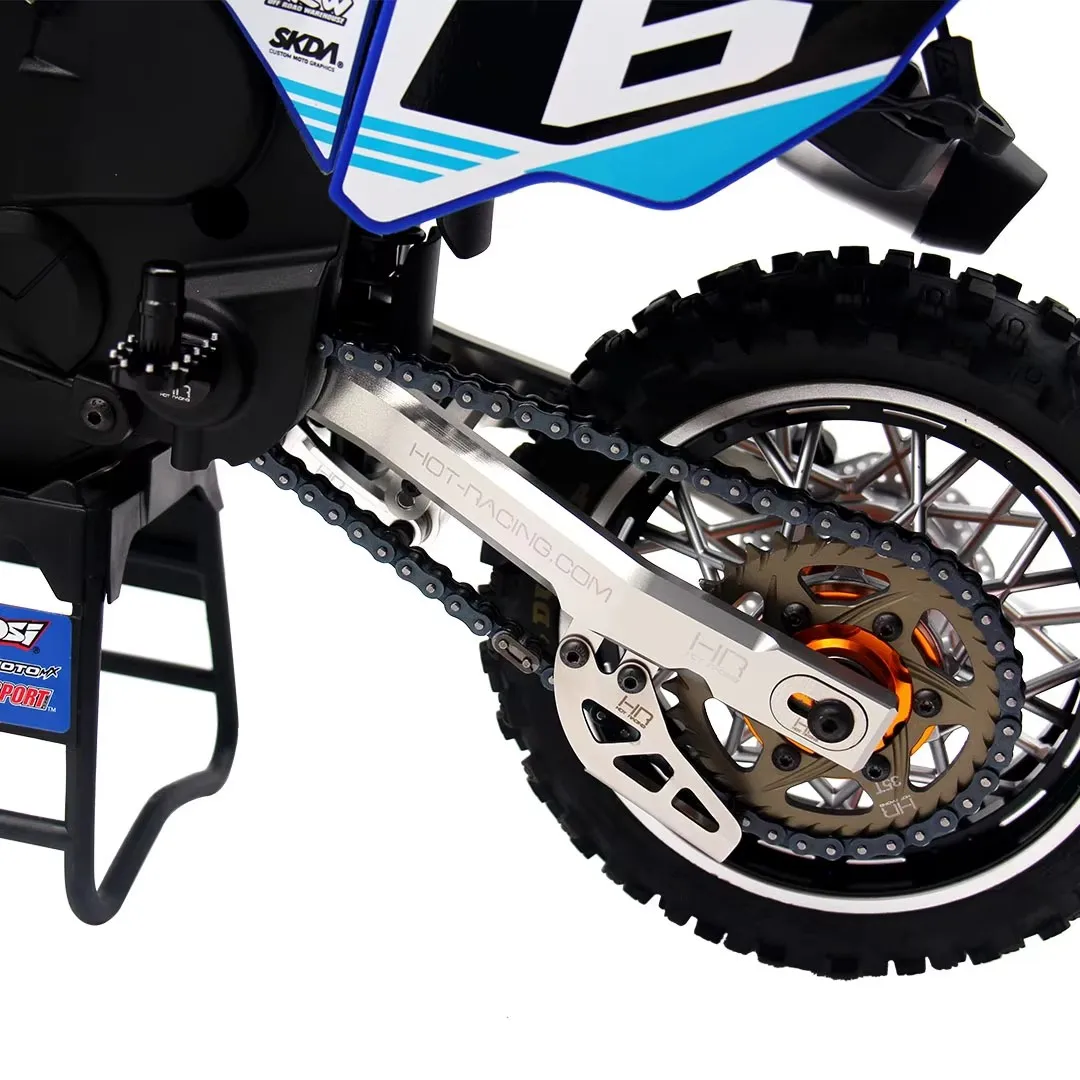 Brazo oscilante de aluminio mecanizado Hot Racing para motocicleta Losi Promoto-MX de escala 1/4