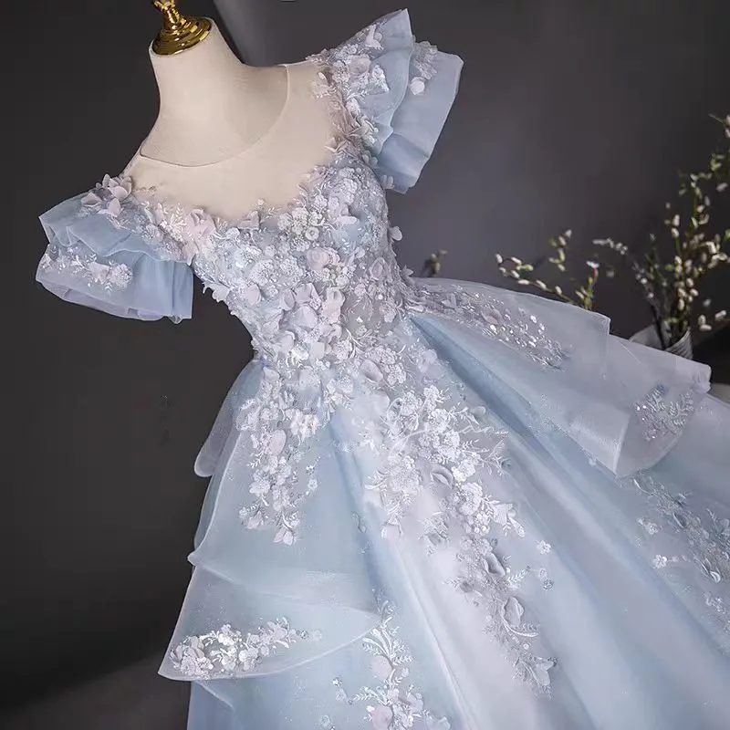 Quinceanera-Kleider mit Blumenärmeln, Applikationen, Ballkleid, süßes Kleid, elegantes, herzförmiges Abendkleid, individuell gestaltet