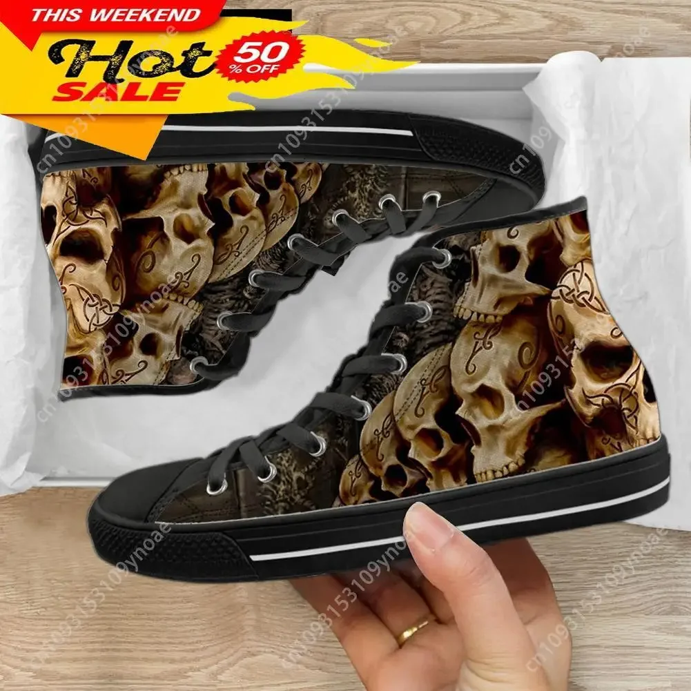 

Classic High Top Canvas Shoes for Men's Punk Skull Brand Design Casual Light Vulcanized Sneakers Zapatillas Hombre