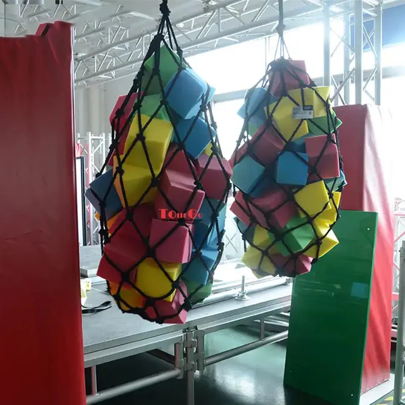 Siatka na tuby ładunkowe z piankowymi elementami, tor przeszkód dla dzieci American Ninja Warrior