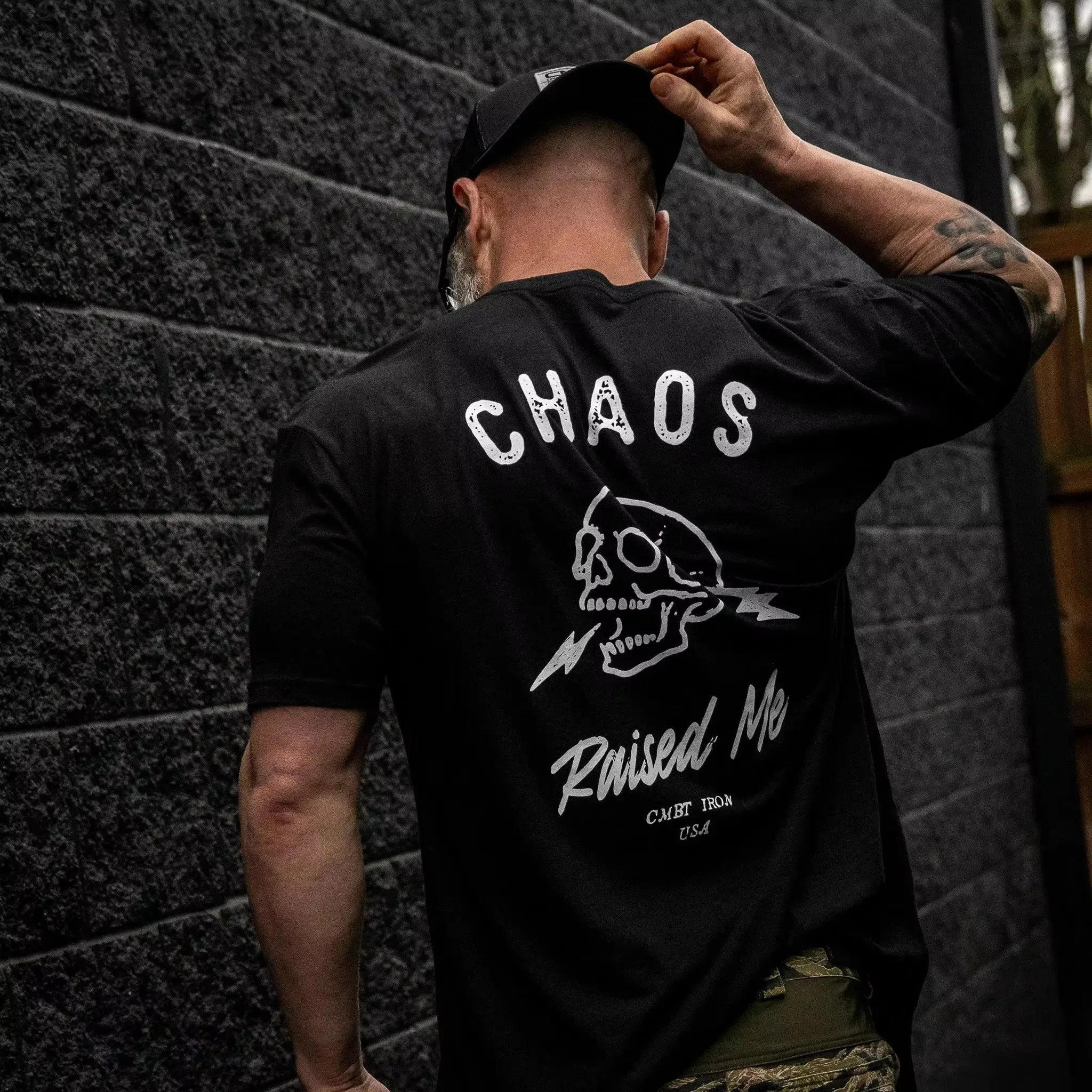 Combat Iron Chaos Raised Me Military Fitness Style Trend Brand Graphic T-Shirt Cotton Men Women Streetwear Tee
