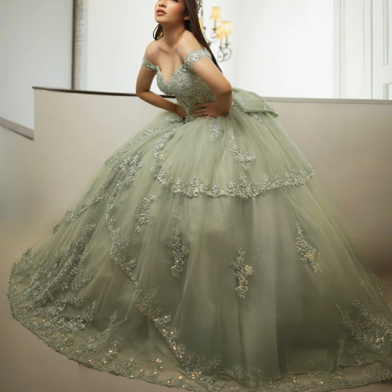 

Green Shiny Quinceanera Dresses Off The Shoulder Appique Lace Bow Beads Tull Corset Party Birthday Sweet 16 Dress Vestidos 15 De