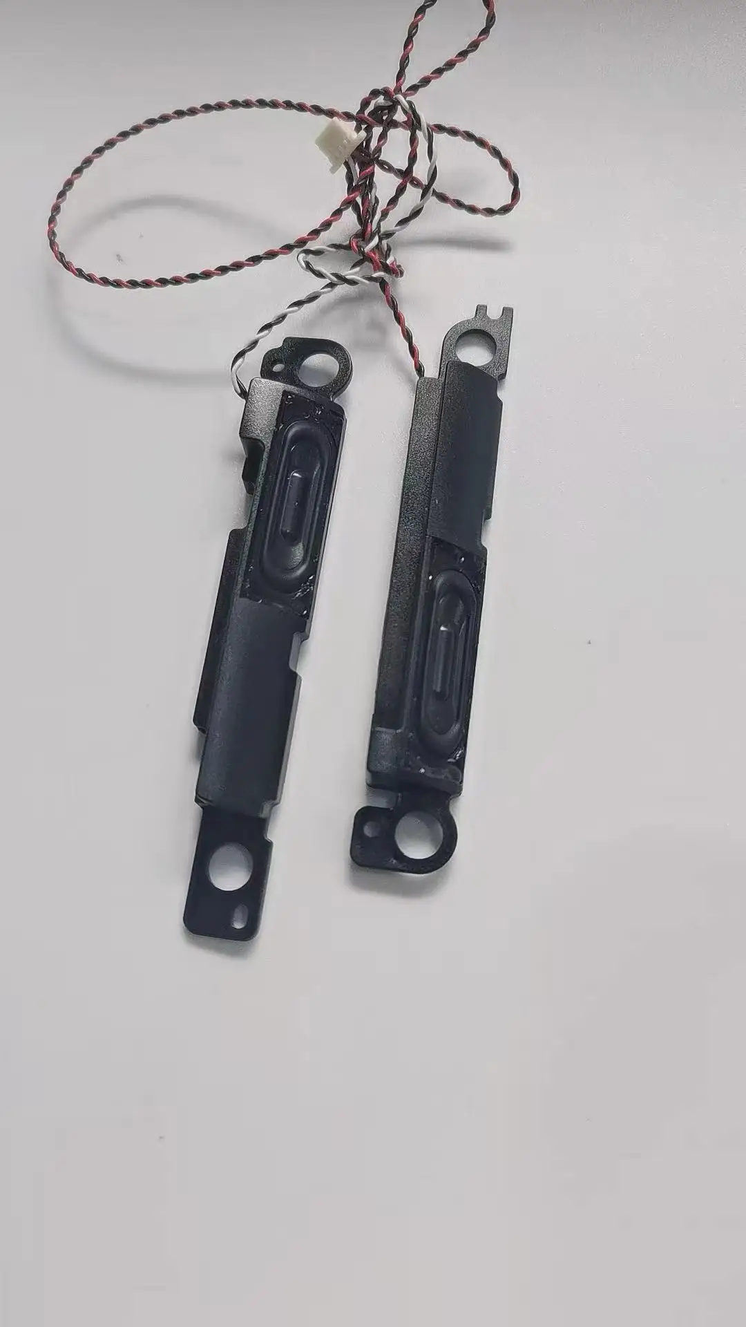 

Brand new FOR Toshiba Z30A speaker system with built-in speakers