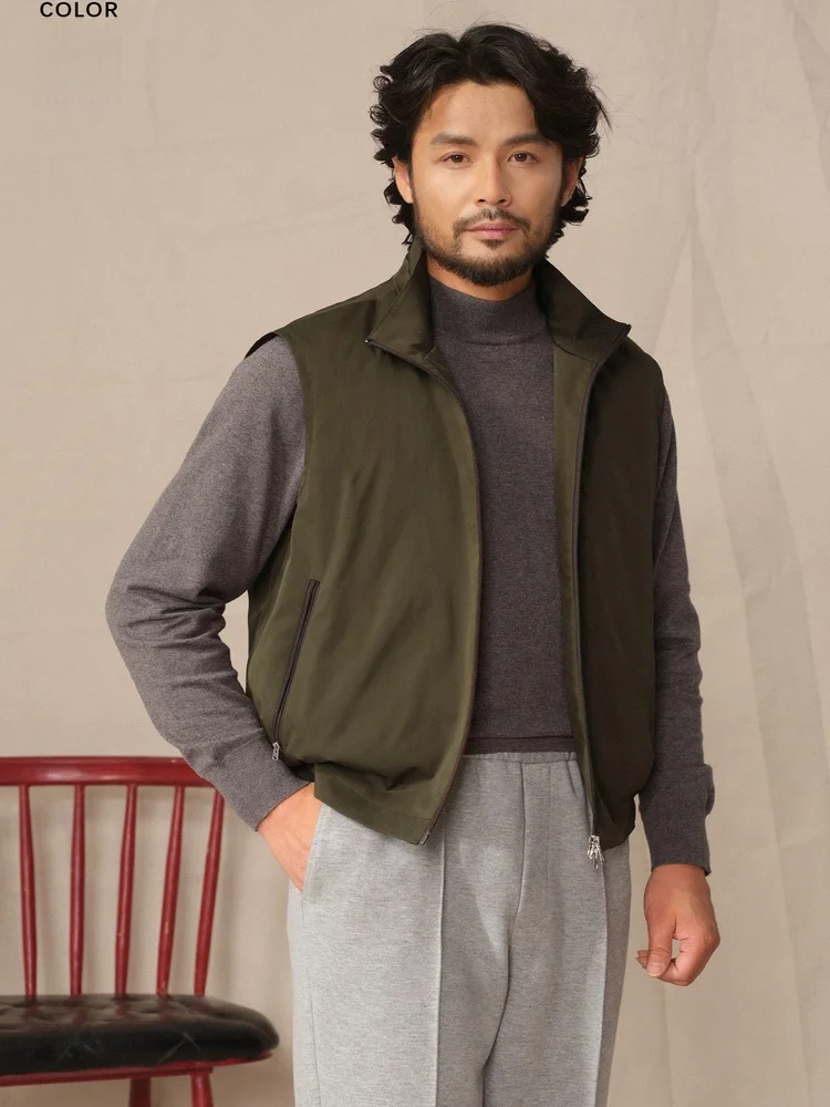 

Cultum Water-Resistant Wool-Filled Lightweight Casual Men's Vest Busin Leisure Collared Jaet Stand Fit Zipper Decoration